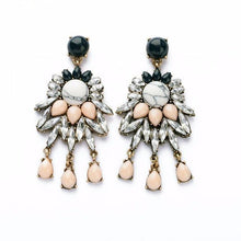 Load image into Gallery viewer, KIAAN Earrings